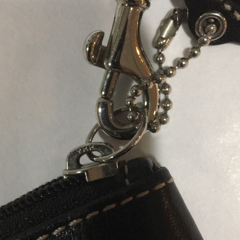 COACH WRISTLET - Picture 5 of 6